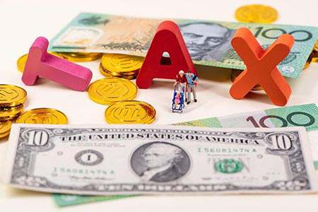 原油暴跌引沥青价格跳水，市场动态速览